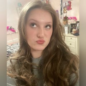 Meet your Posher, Whitney